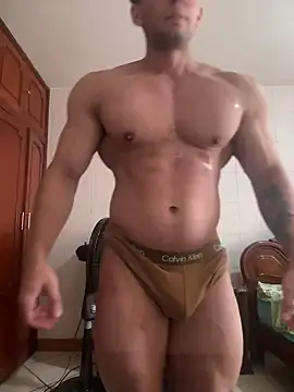 Valentinacouple online show from June 2026 04:39:02 PM