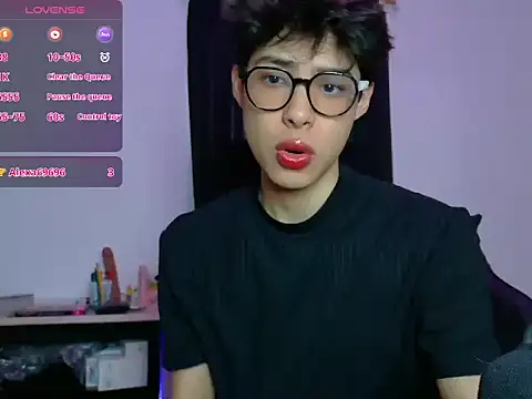 Snapshot of leotnk chatting on February 2026 09:33:01 PM leotnk online show from February 2026 09:33:01 PM