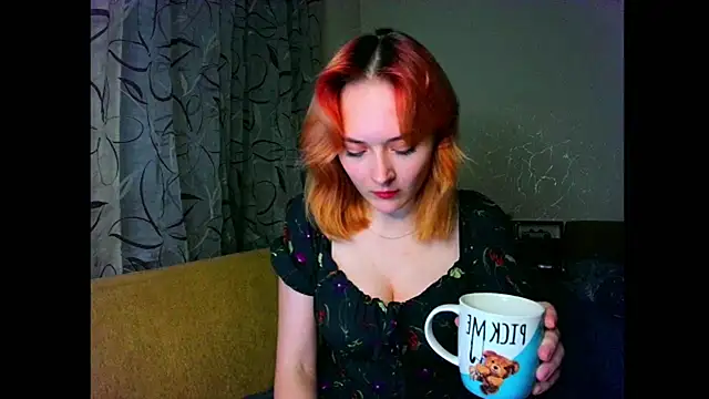 Snapshot of Little_fox404 chatting on May 2026 09:45:02 PM Little fox404 online show from May 2026 09:45:02 PM