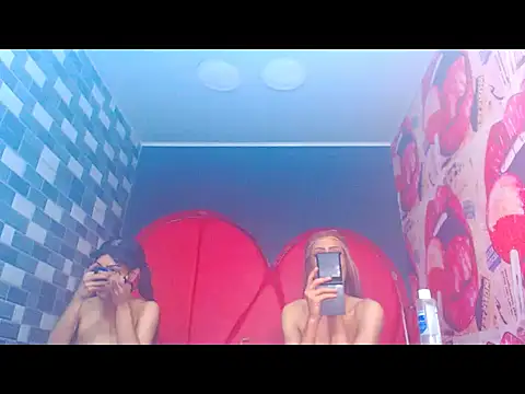 charlottxjuless online show from February 2026 02:06:01 PM