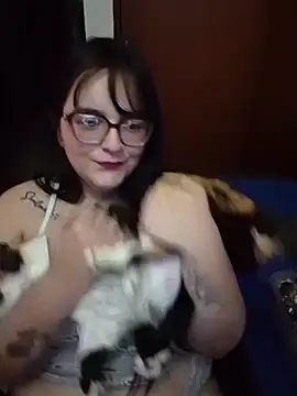 Snapshot of daphneev chatting on May 2026 05:24:01 AM daphneev online show from May 2026 05:24:01 AM
