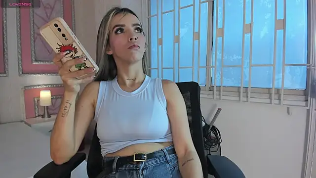 your whore Salome online show from May 2026 07:44:02 PM