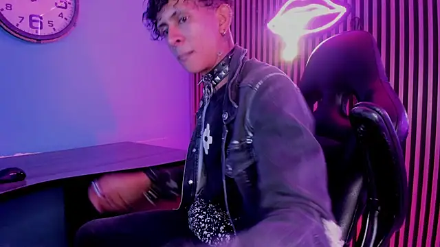 Maximoking26 online show from February 2026 04:35:01 AM