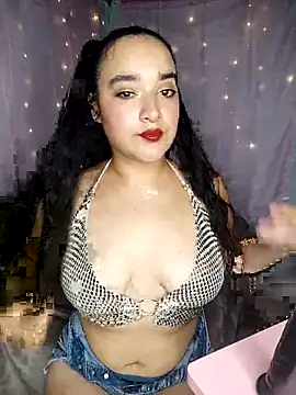 Snapshot of kloe-Dubois chatting on March 2026 04:01:01 AM kloe-Dubois online show from March 2026 04:01:01 AM