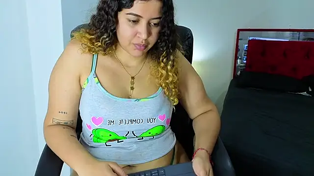 goodgirlxxl online show from April 2026 02:27:02 AM