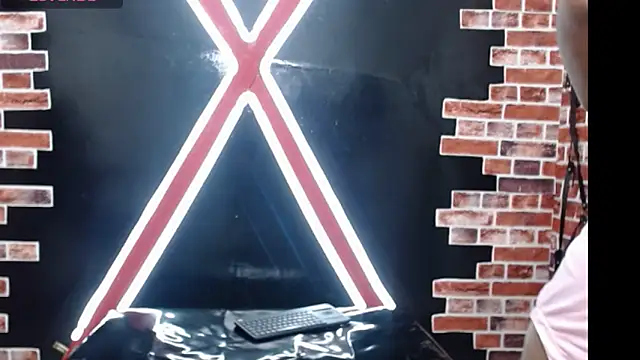 raven robin  online show from February 2026 02:51:01 AM