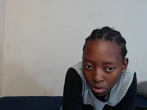 DarkPreddyBae online show from February 2026 04:07:02 PM