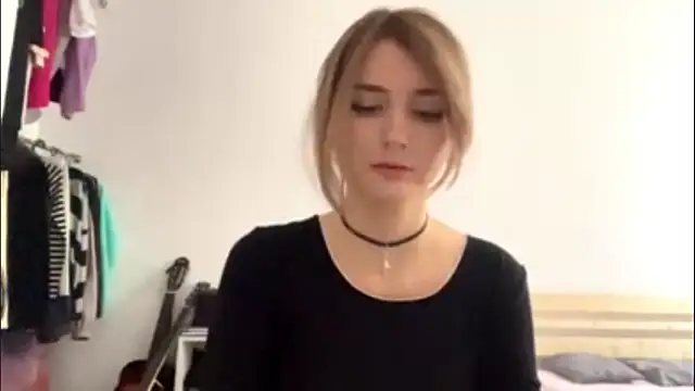 Snapshot of TakenTrumpet chatting on February 2026 12:37:02 PM TakenTrumpet online show from February 2026 12:37:02 PM