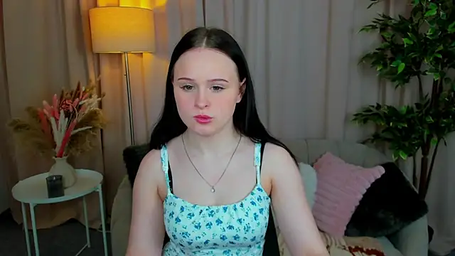 moonei online show from February 2026 03:10:01 PM