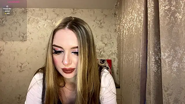 LeaClaerky online show from March 2026 03:15:02 PM