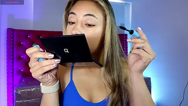 Snapshot of amy_ker_m chatting on April 2026 01:38:01 PM amy ker m online show from April 2026 01:38:01 PM