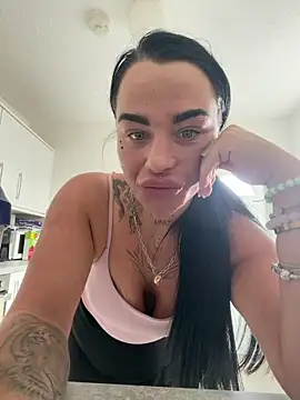 Darkfantisyx online show from June 2026 03:07:02 PM