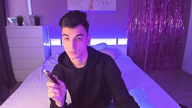 Snapshot of Slendy_Knox chatting on February 2026 01:51:01 PM Slendy Knox online show from February 2026 01:51:01 PM