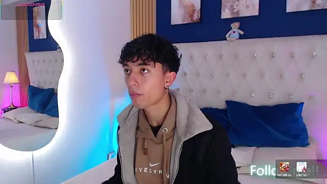 Aiden Rivers  online show from April 2026 12:51:02 PM