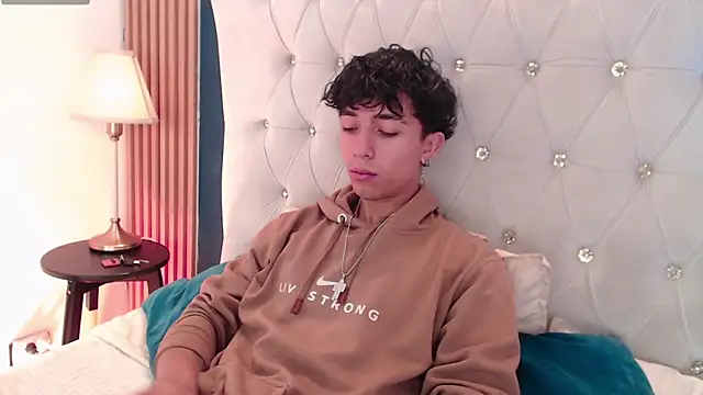 Aiden Rivers  online show from June 2026 01:06:02 PM