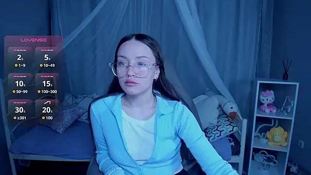 Snapshot of AshleyGlover chatting on February 2026 07:50:01 AM AshleyGlover online show from February 2026 07:50:01 AM