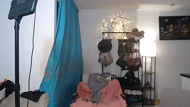 Dani-brown online show from July 2026 04:40:01 AM