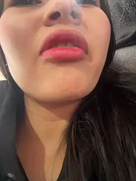 Snapshot of Aylin_fire chatting on February 2026 06:51:02 PM Aylin fire online show from February 2026 06:51:02 PM