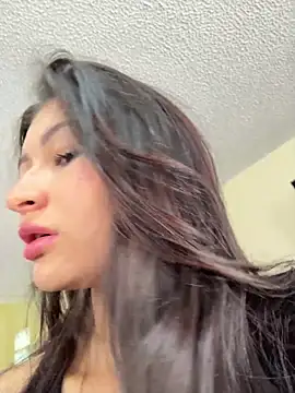 Snapshot of Aylin_fire chatting on March 2026 06:36:01 PM Aylin fire online show from March 2026 06:36:01 PM