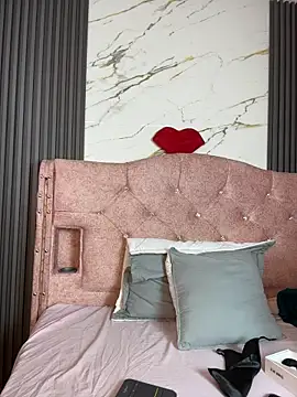 Snapshot of Aylin_fire chatting on April 2026 06:35:01 PM Aylin fire online show from April 2026 06:35:01 PM