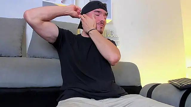 Snapshot of Dante_Blake1 chatting on April 2026 12:15:01 AM Dante Blake1 online show from April 2026 12:15:01 AM