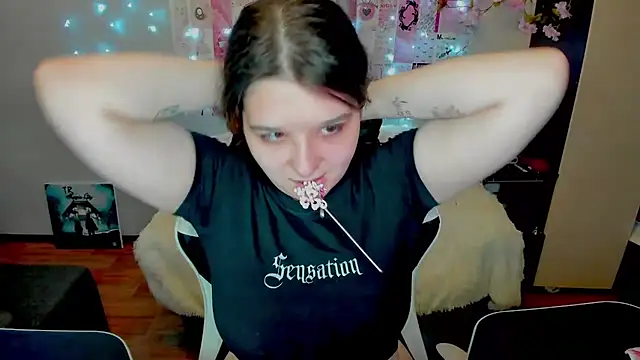 Kate Acid online show from July 2026 02:05:17 AM