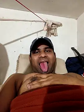 Snapshot of Amina___trans__sexy chatting on February 2026 06:39:02 PM Amina trans sexy online show from February 2026 06:39:02 PM