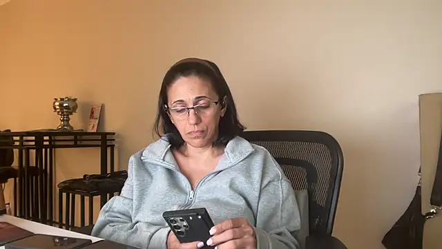 Snapshot of latinamom54 chatting on March 2026 06:48:01 PM latinamom54 online show from March 2026 06:48:01 PM