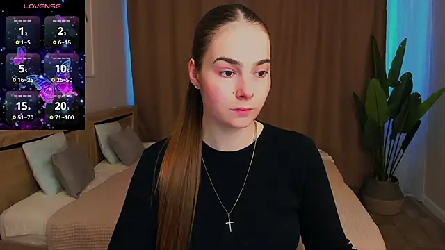 Maddy Wood  online show from March 2026 08:21:02 AM