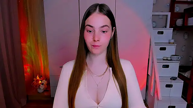 Maddy Wood  online show from April 2026 01:59:01 PM