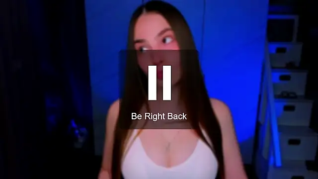 Maddy Wood  online show from May 2026 04:47:02 PM
