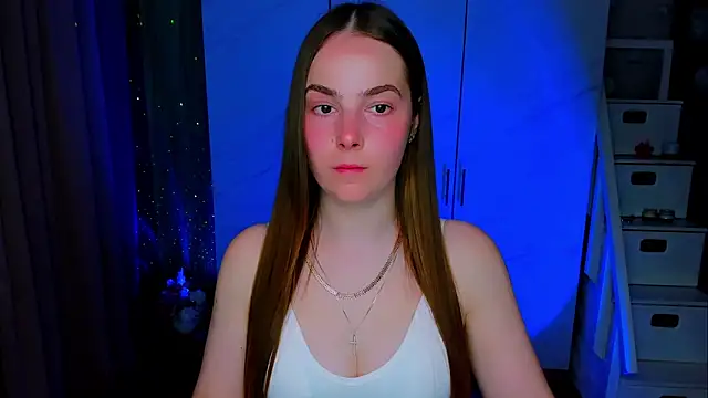 Maddy Wood  online show from May 2026 05:08:01 PM