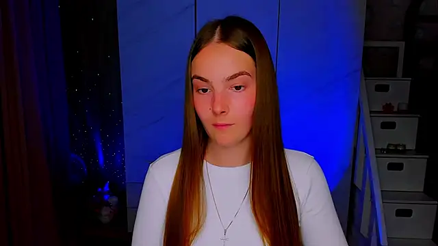 Maddy Wood  online show from June 2026 03:07:02 PM