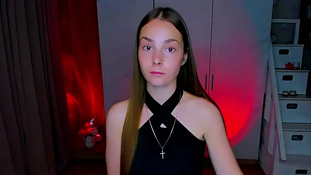 Maddy Wood  online show from July 2026 07:39:01 PM