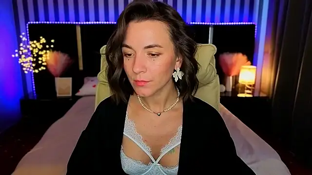 GracefulMichelle online show from April 2026 08:08:01 AM