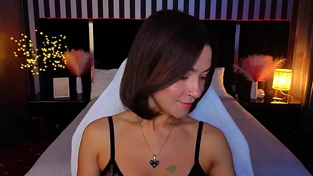 GracefulMichelle online show from May 2026 07:22:01 PM
