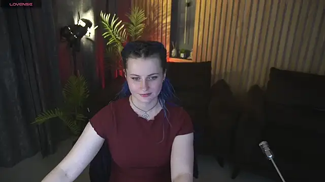 Snapshot of AlisaGracee chatting on May 2026 12:43:02 PM AlisaGracee online show from May 2026 12:43:02 PM