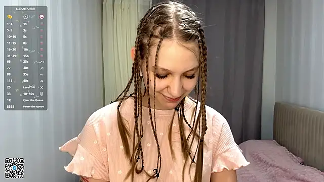 HollyGibson online show from February 2026 07:10:01 PM