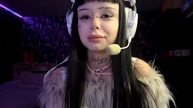 Luna Sohotti online show from February 2026 03:08:02 PM