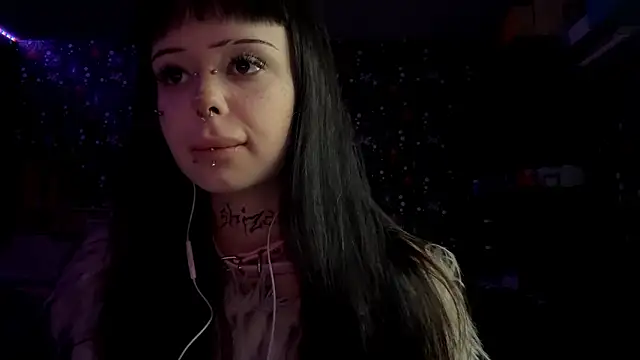 Luna Sohotti online show from February 2026 03:57:01 PM