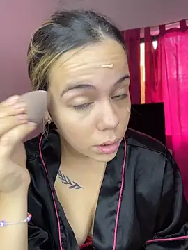 estefasinclair online show from April 2026 06:20:01 PM