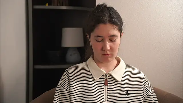 KandiEnwall online show from February 2026 04:33:02 AM