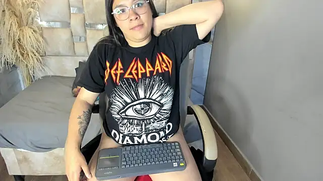 Snapshot of belen_green chatting on April 2026 01:01:01 PM belen green online show from April 2026 01:01:01 PM