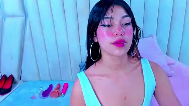 alana deivis online show from May 2026 03:02:01 AM