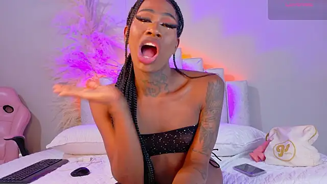 Snapshot of Sheinny_brown1 chatting on March 2026 08:26:01 PM Sheinny brown1 online show from March 2026 08:26:01 PM