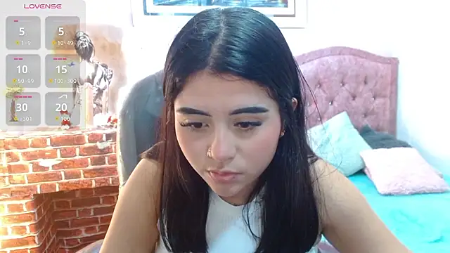 mila quin online show from March 2026 08:01:01 PM