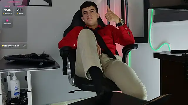 Snapshot of nico_pelusa chatting on February 2026 09:46:01 PM nico pelusa online show from February 2026 09:46:01 PM