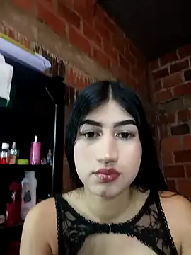 Snapshot of Julianiss chatting on February 2026 01:58:01 AM Julianiss online show from February 2026 01:58:01 AM