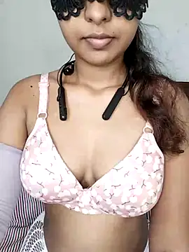 Snapshot of ASHANYA_JAYASOORIYA chatting on July 2026 05:10:02 AM ASHANYA JAYASOORIYA online show from July 2026 05:10:02 AM