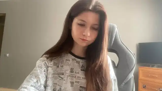 LunnaBliss online show from February 2026 12:27:01 PM